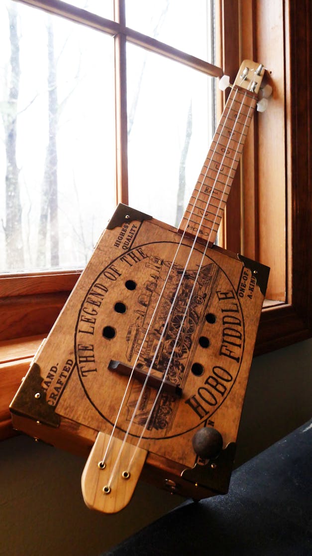 The Hobo Fiddle DIY Kit by "Boxcar" Ben Gitty