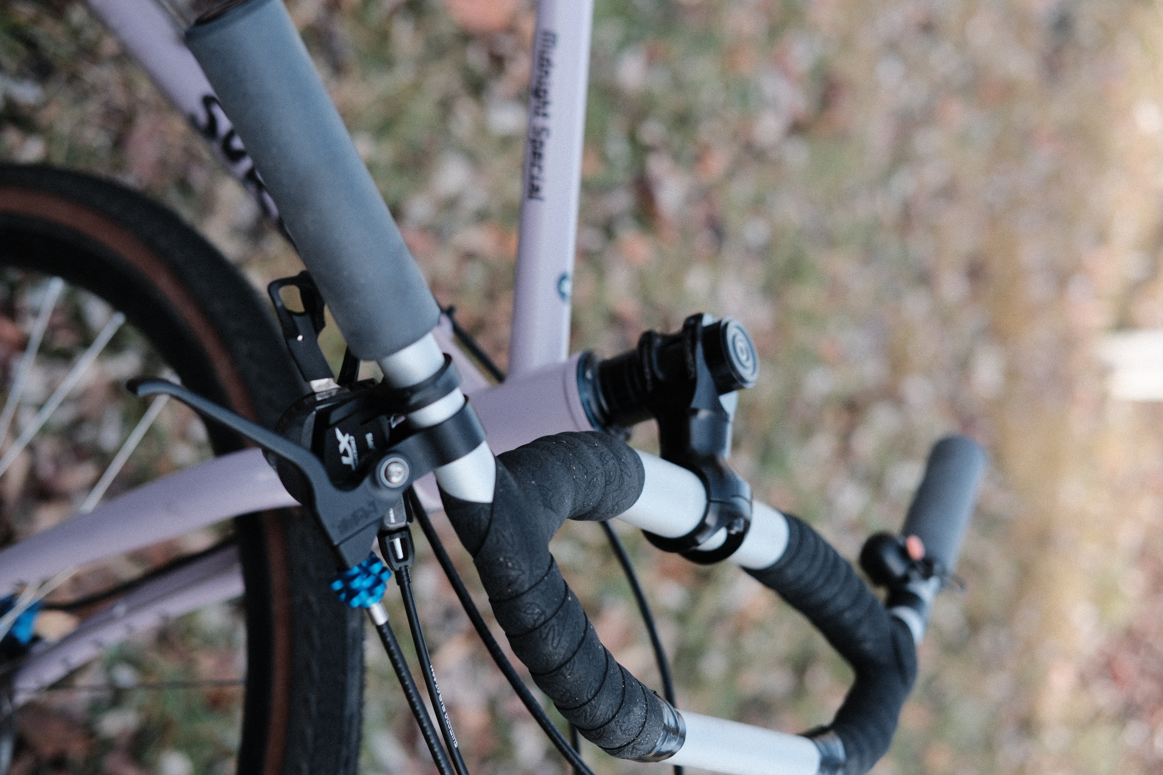 JONES H-BAR 型 DOUBLETROUBLE ALU BAR チネリ JONES H-BAR 型 DOUBLETROUBLE ALU BAR チネリ