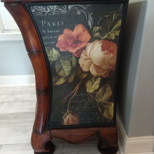 Satin Clear Coat Dixie Belle Paint Company - Main Image